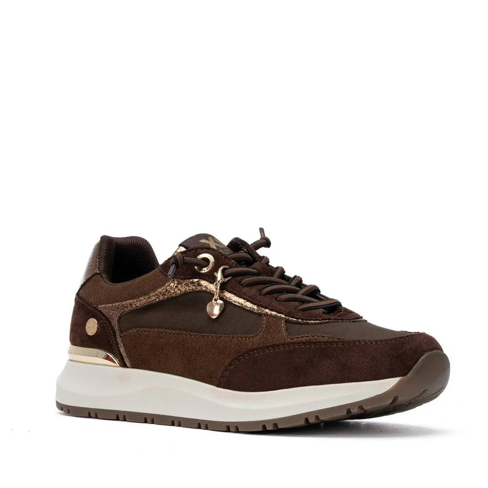 XTI women's brown fashion trainer