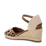 Refresh Womens Wedge Sandal 173136 Taupe