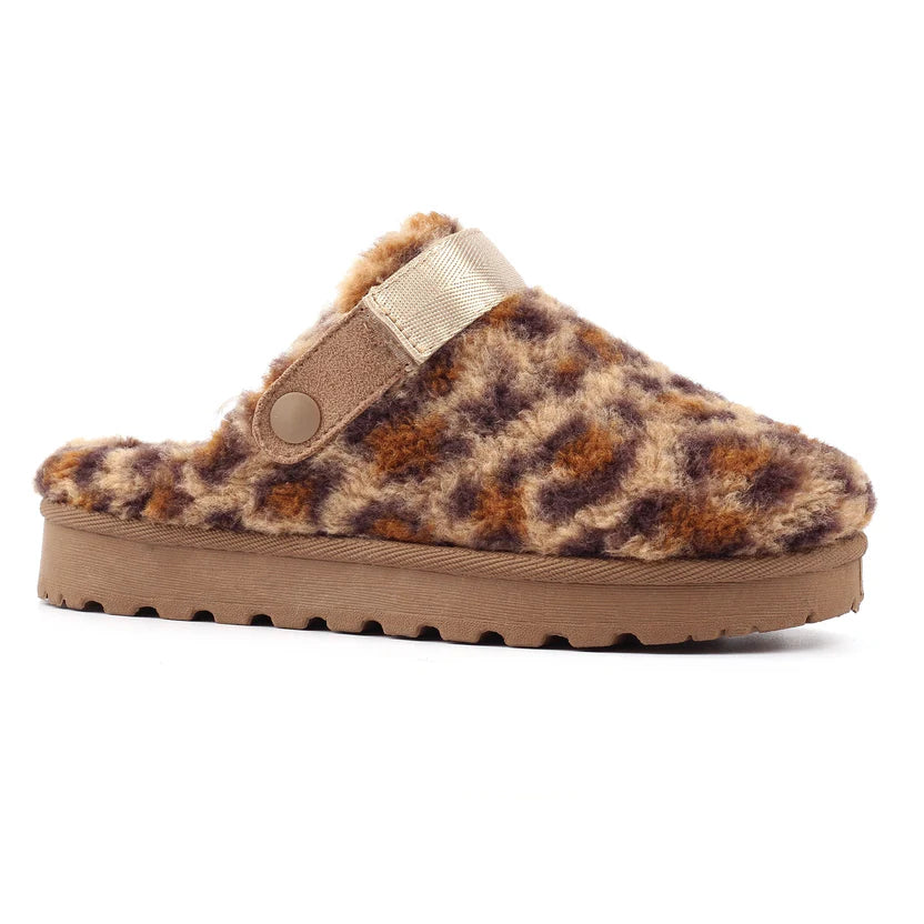 Lunar women's animal print slipper