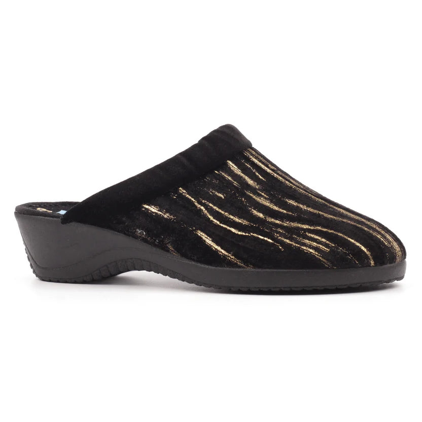 Lunar women's black velour slipper