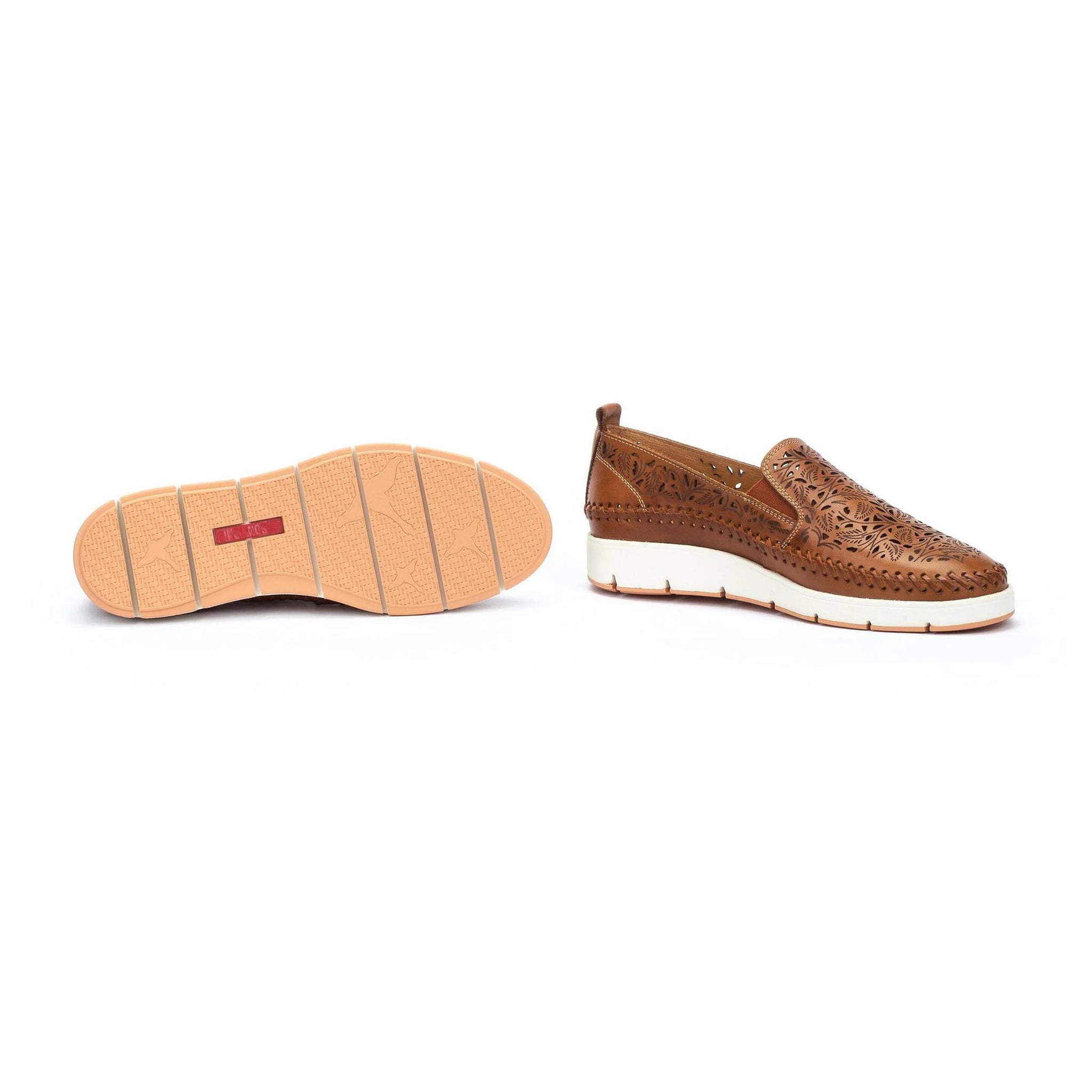Pikolinos women's leather slip-on shoe