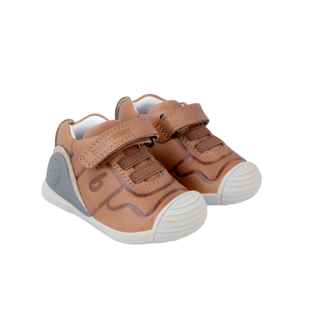 Biomecanics Boys Shoe 231121-C Arena - Donaghys