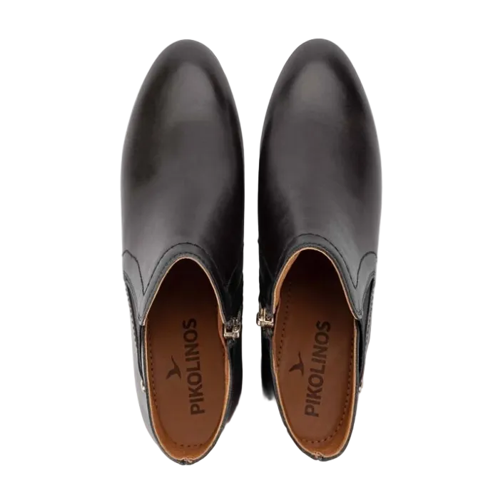 Pikolinos Daroca women's black leather ankle boots with low block heel