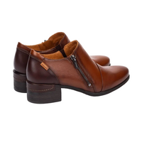 Pikolinos Malaga women's brown leather shoe with zip and low block heel