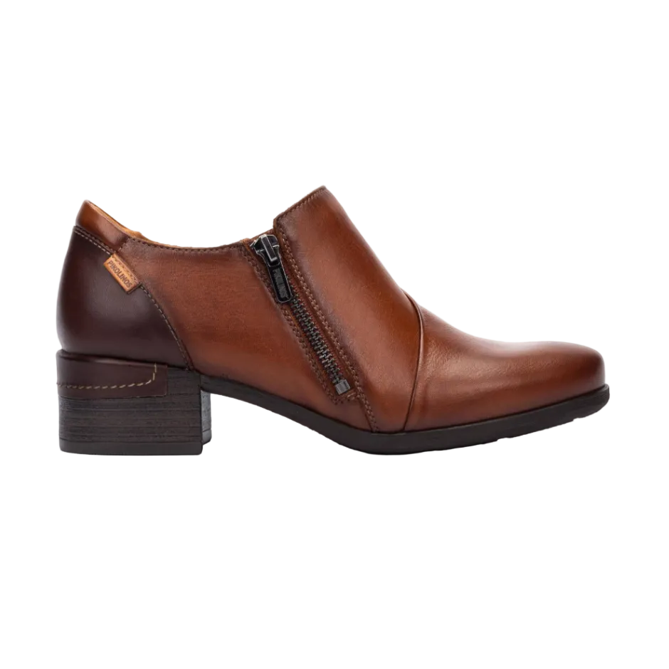 Pikolinos Malaga women's brown leather shoe with zip and low block heel