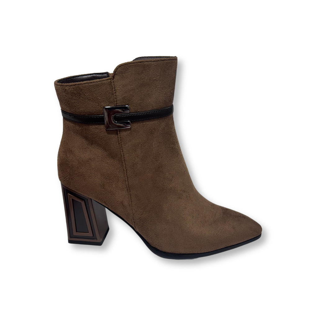 Redz women's biscuit beige boot