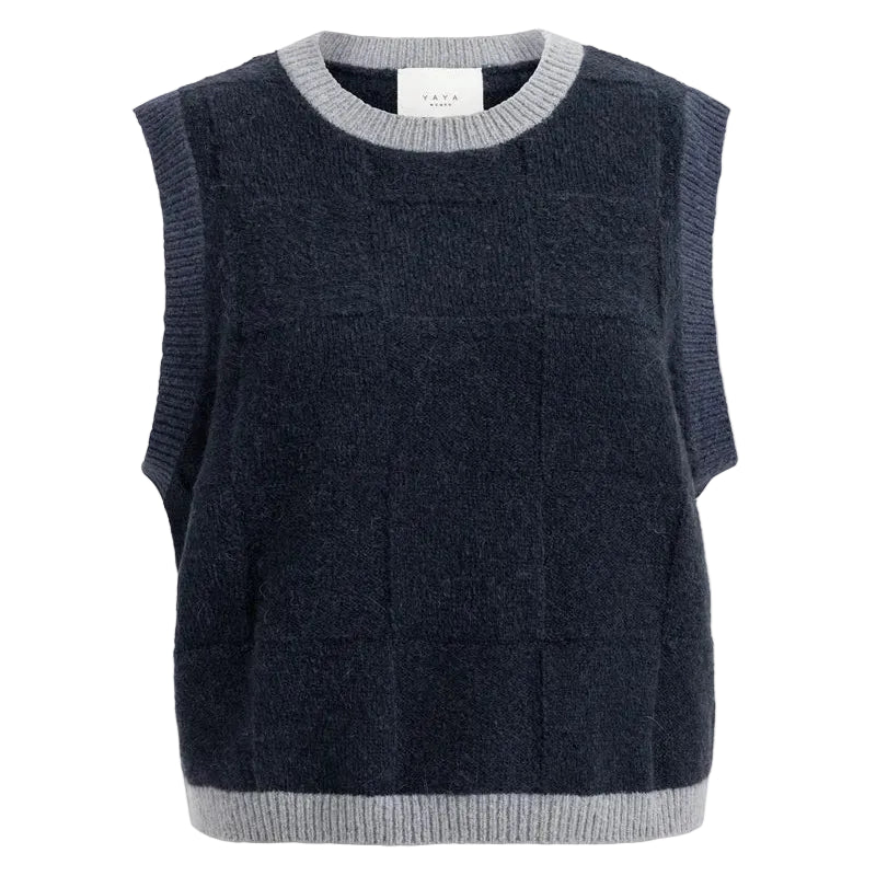 Yaya women's soft knitted Spencer sweater vest in black cat dessin