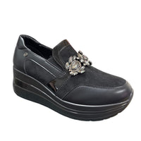 Zanni & Co women's black patent slip-on shoe