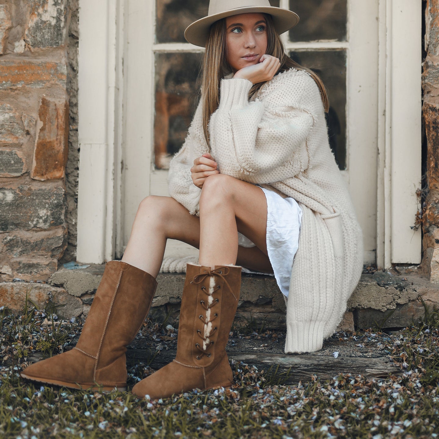 EMU Womens Boot Platinum Hi Lace Chestnut WP11872